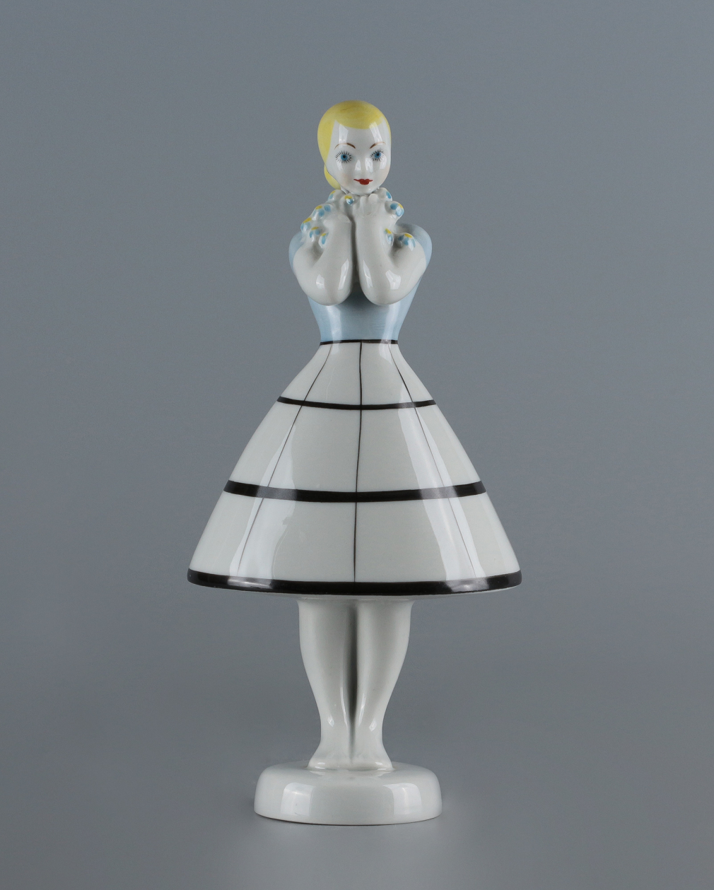 Скульптура Девушка с ромашками - фото - 3