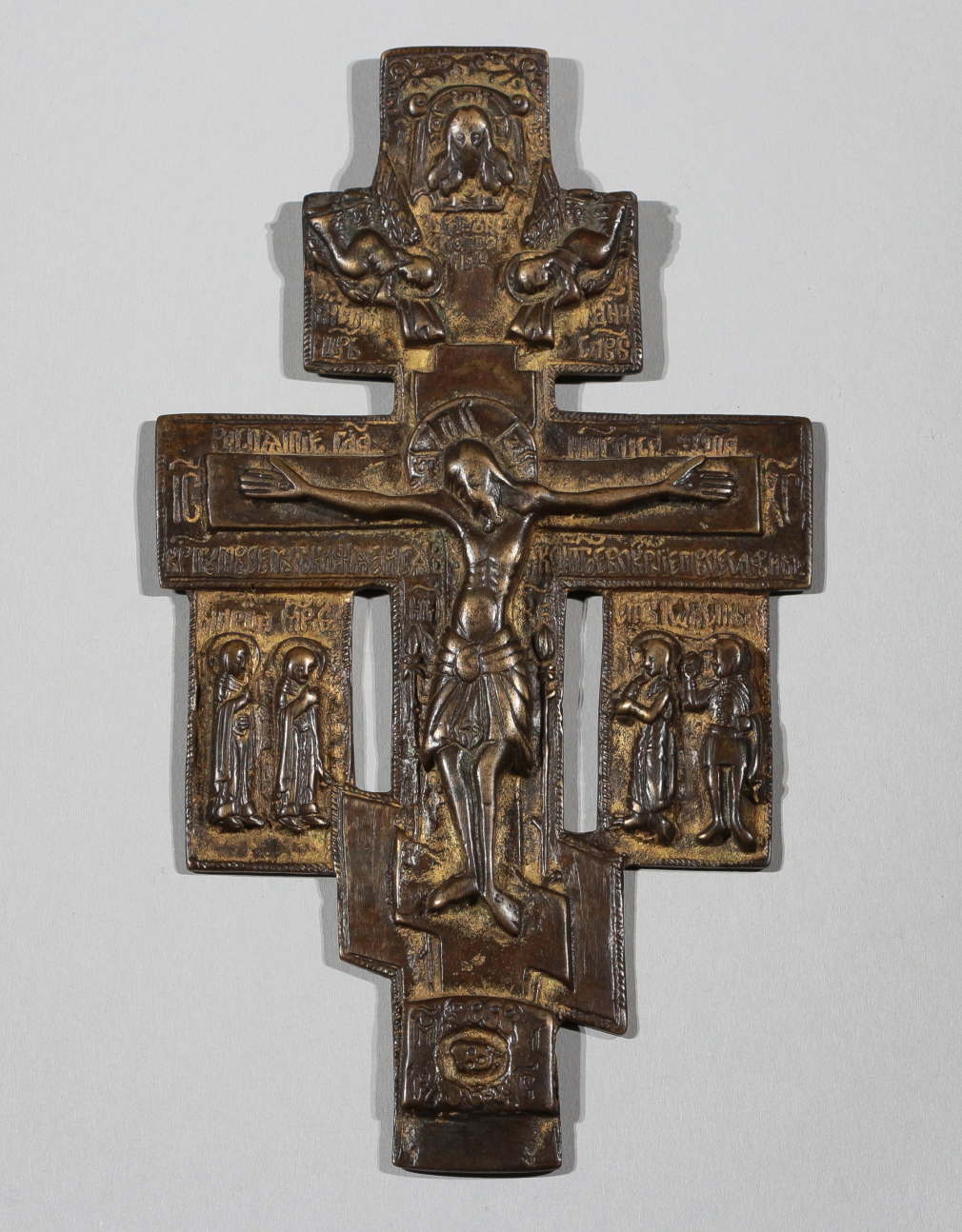 Крест Распятие Христовос предстоящими святыми - фото - 1