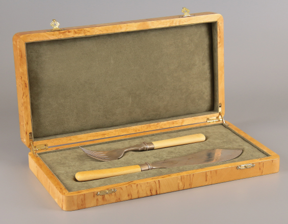 Набор серебряный сервировочный для рыбы в футляре. Мастерская Шанкс - фото - 4