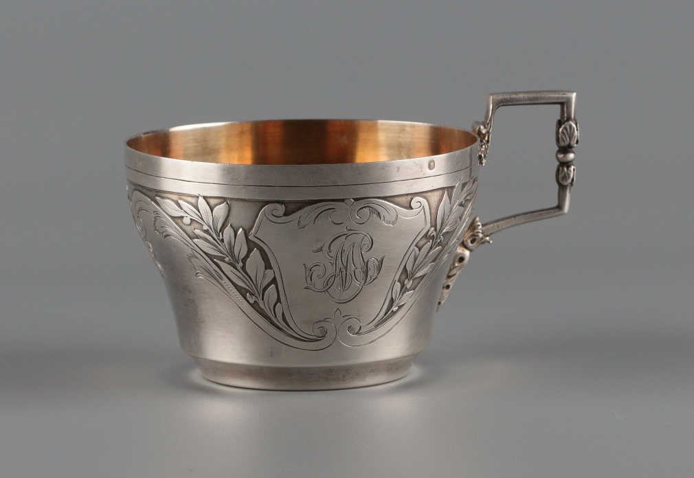 Серебряная чайная чашка - фото - 1