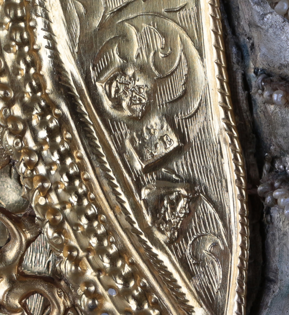 Икона Богородица Казанская в серебряном окладе и шитой ризе 118-22