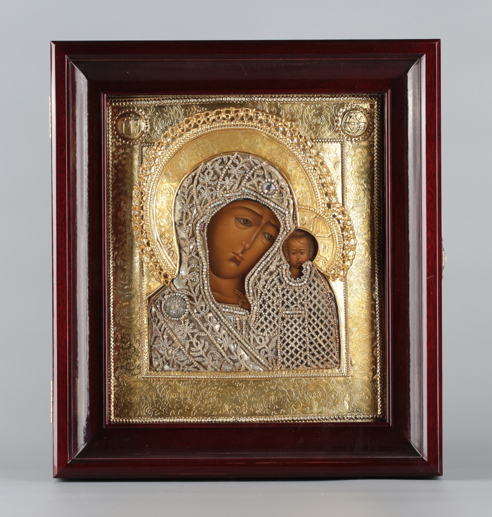 Икона Богородица Казанская в серебряном окладе и шитой ризе 118-22