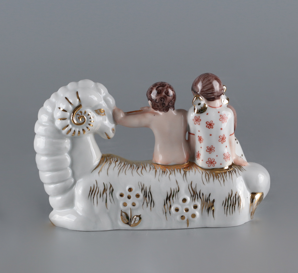 Скульптура Счастливое детство 000689