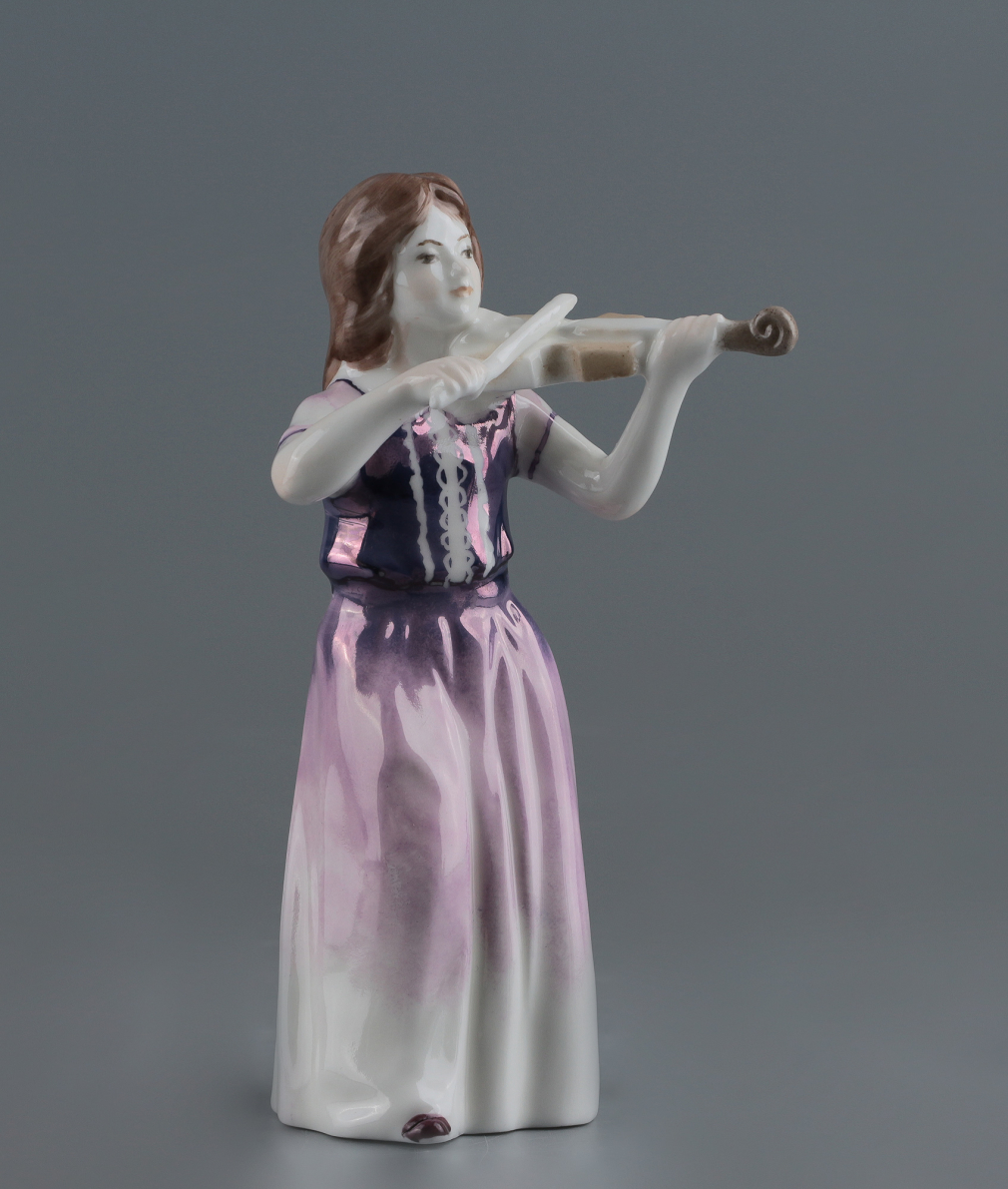 Скульптура Юная скрипачка. Иван Бычков 00813