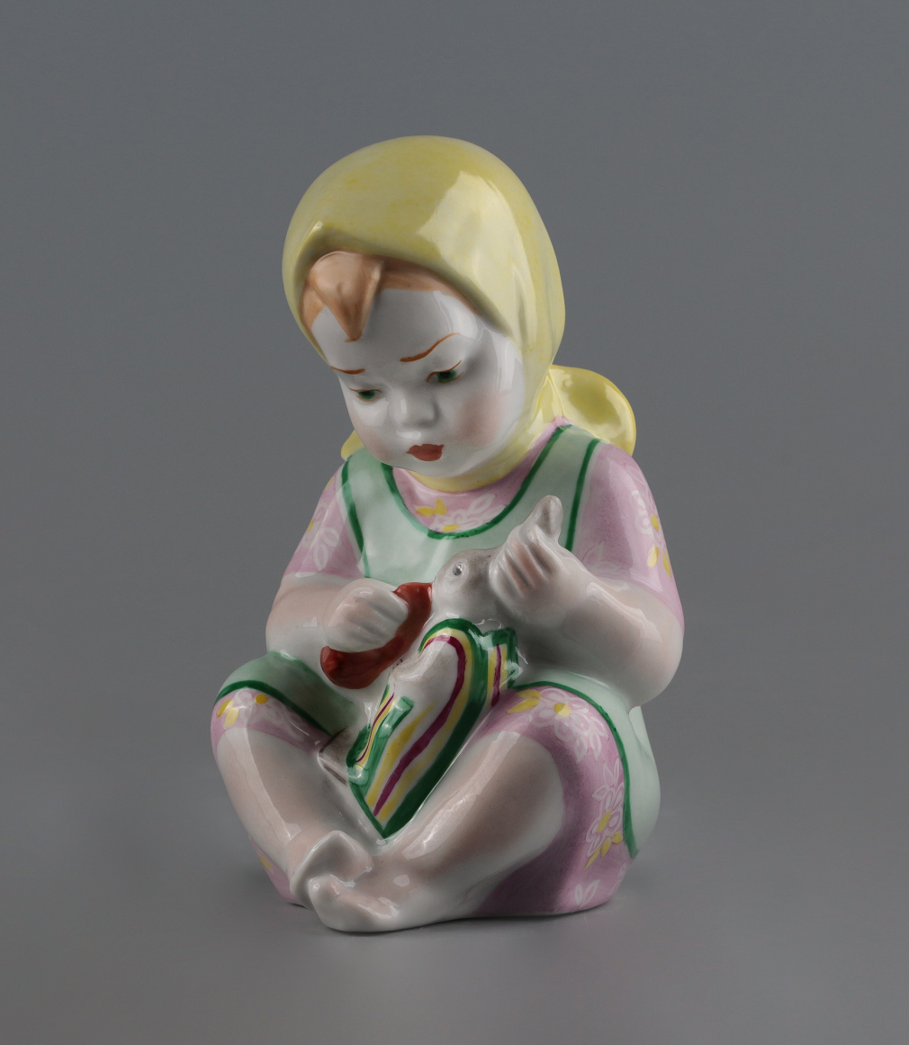 Скульптура Девочка с зайцем - фото - 6