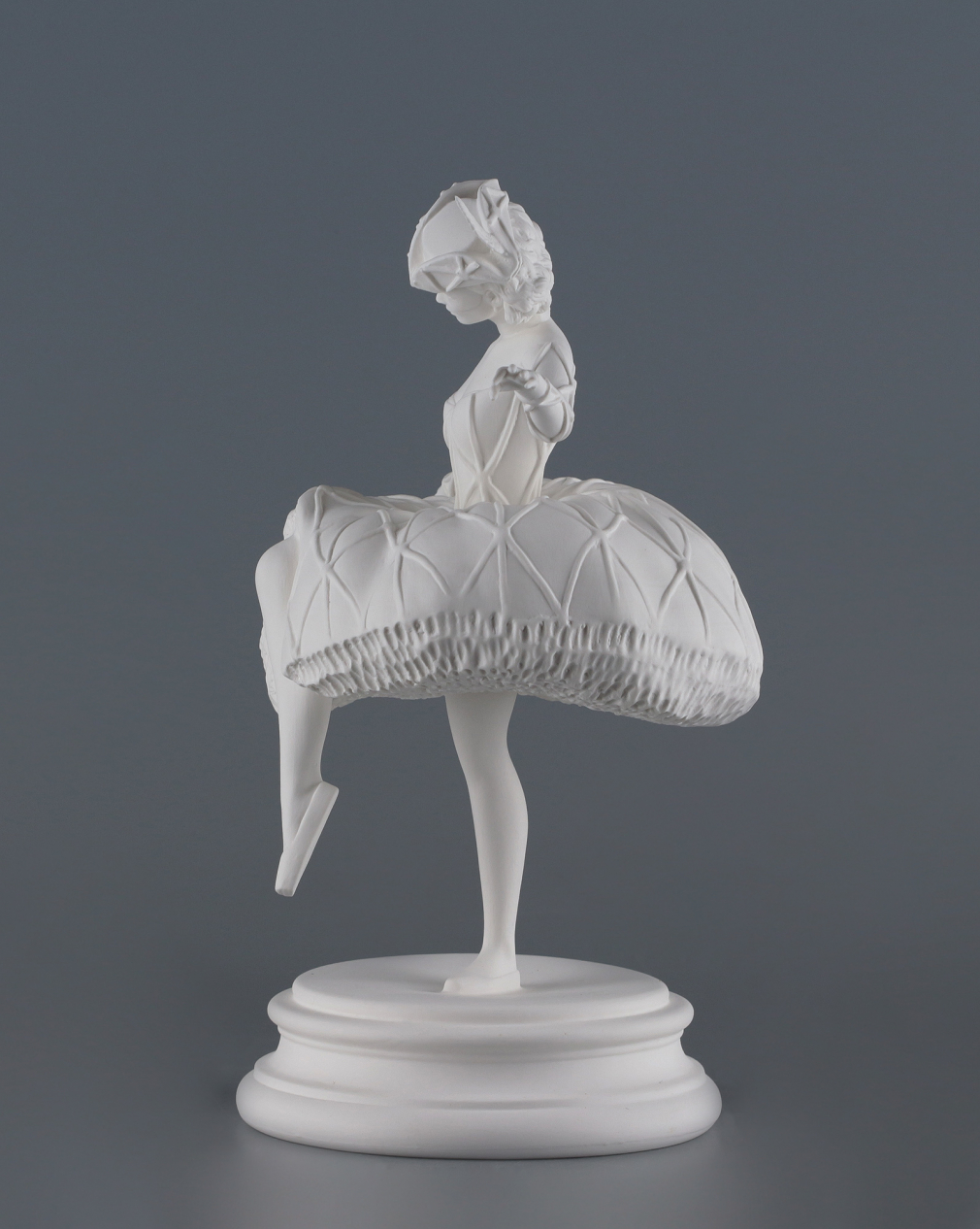 Скульптура Коломбина 002074