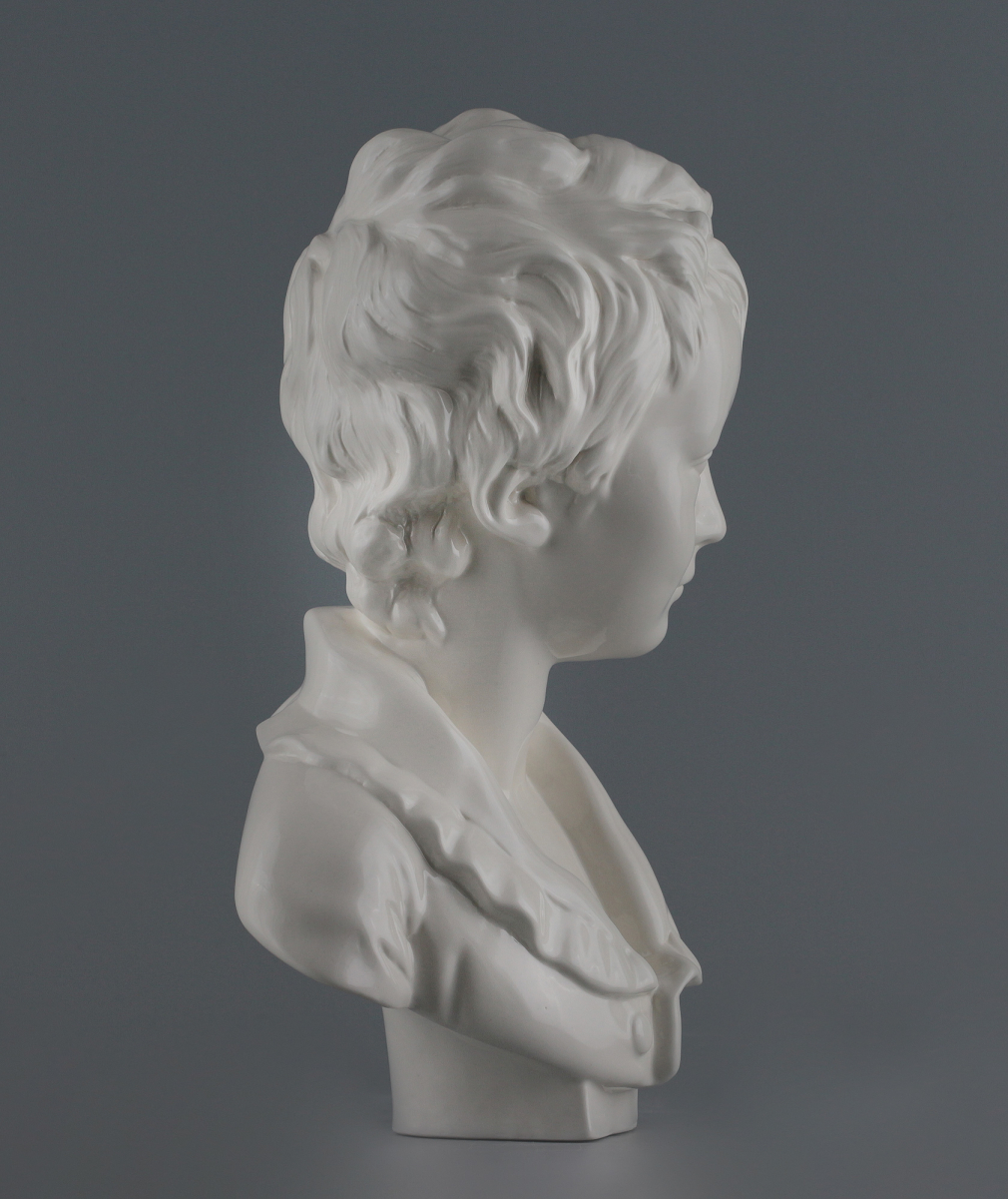 Бюст мальчика 002758