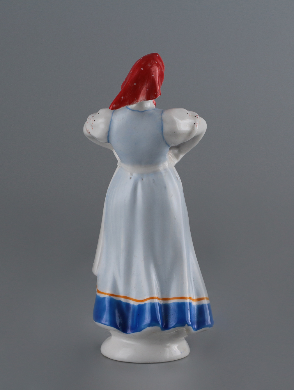 Скульптура Плясунья 00499-24