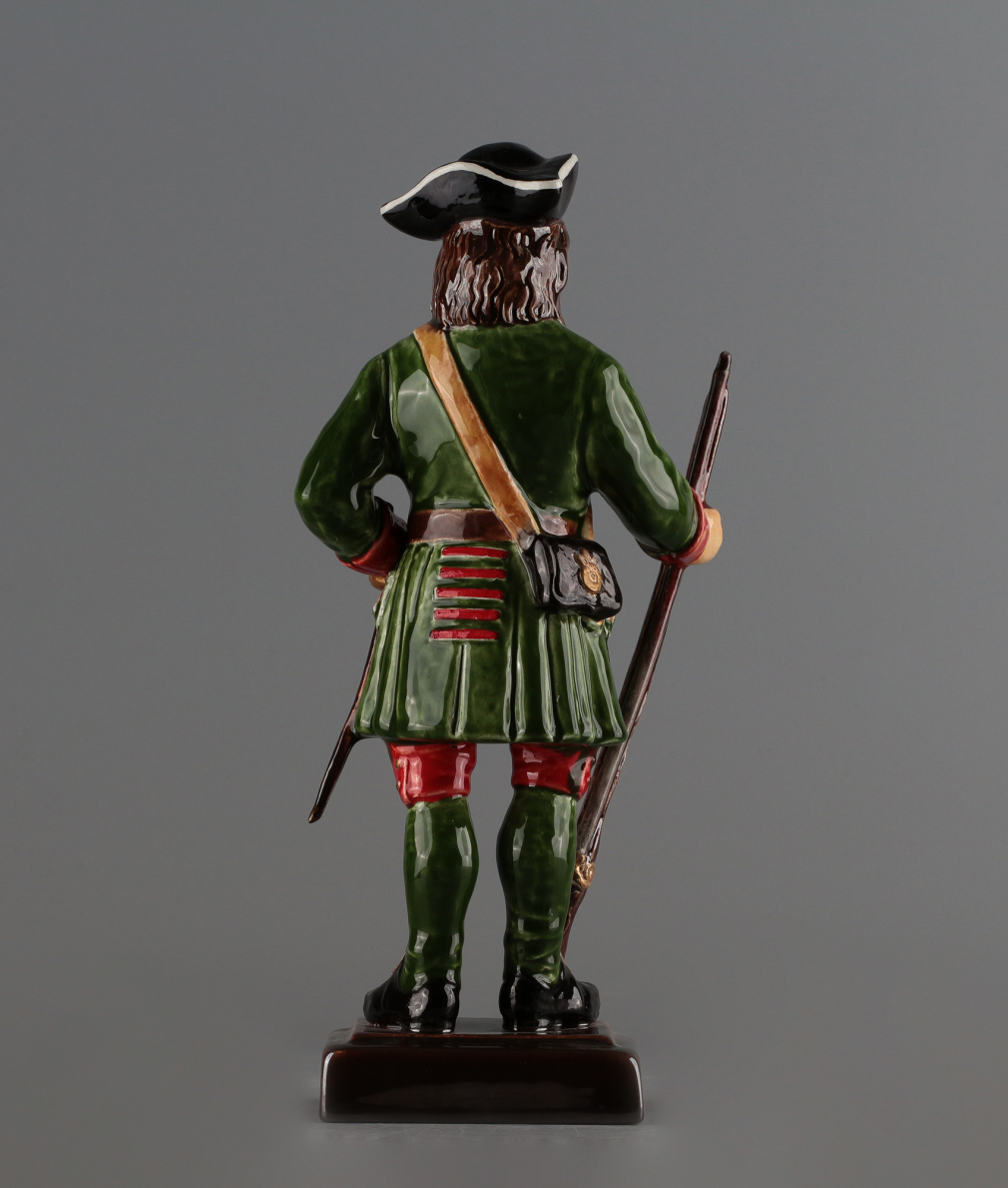 Скульптура Фузелер Преображенского полка 1_2834