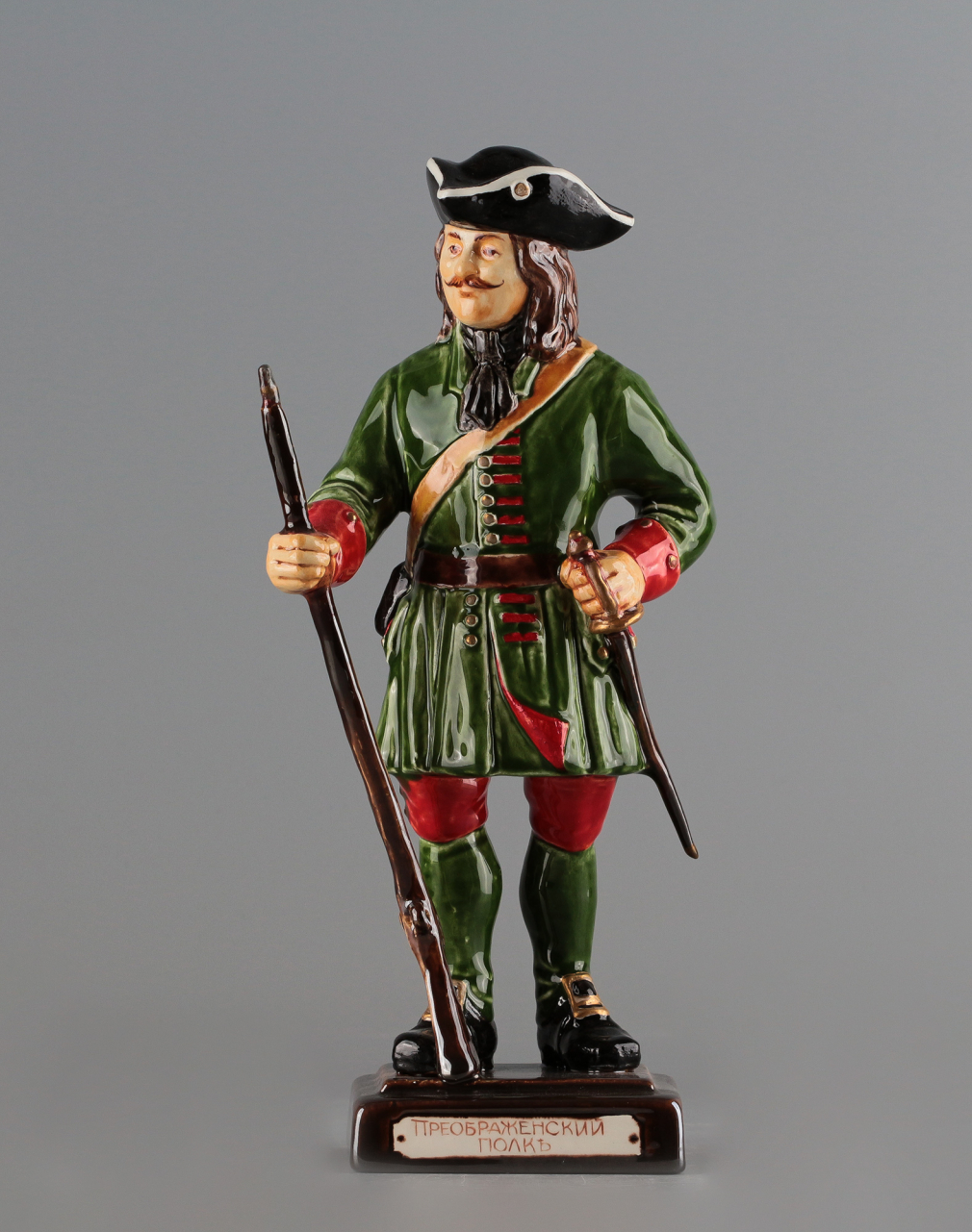 Скульптура Фузелер Преображенского полка - фото - 3