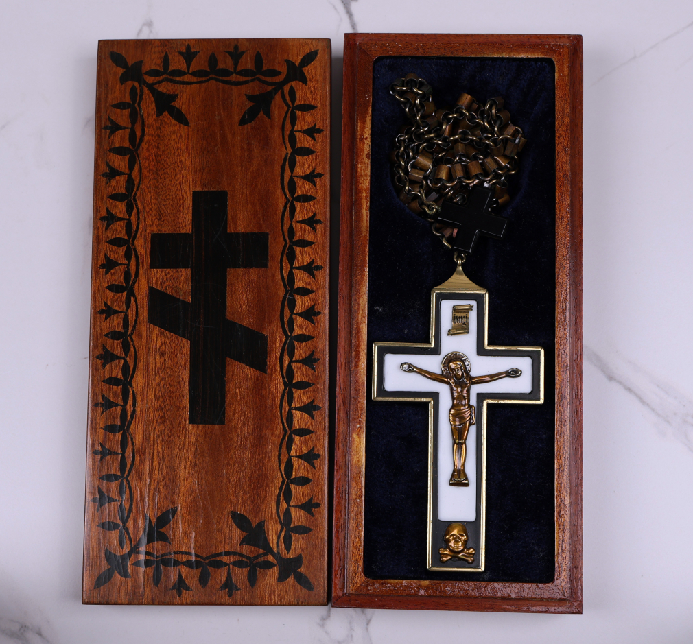 Крест наперсный Распятие Христово в оригинальном футляре - фото - 4