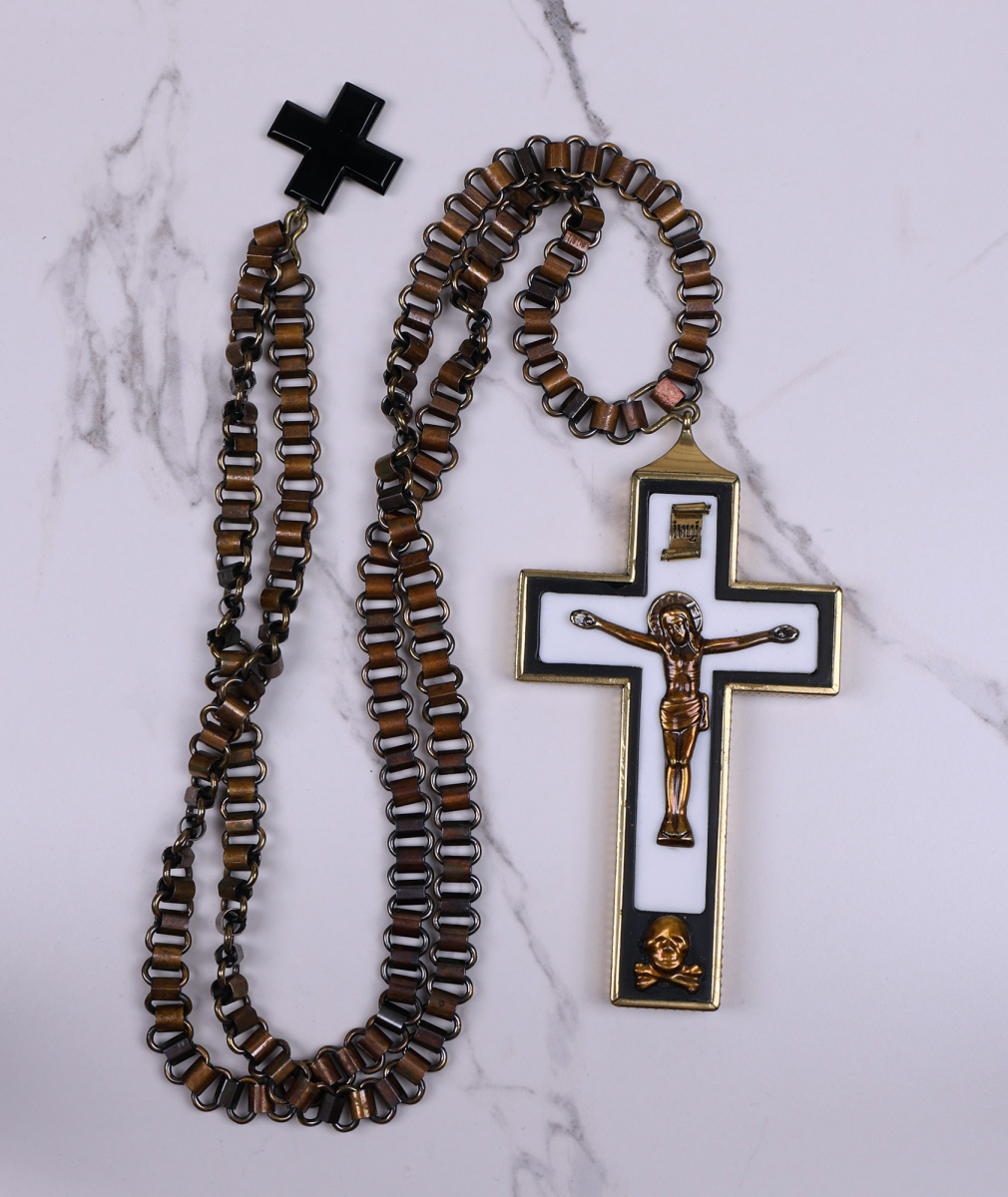 Крест наперсный Распятие Христово в оригинальном футляре 00149-25