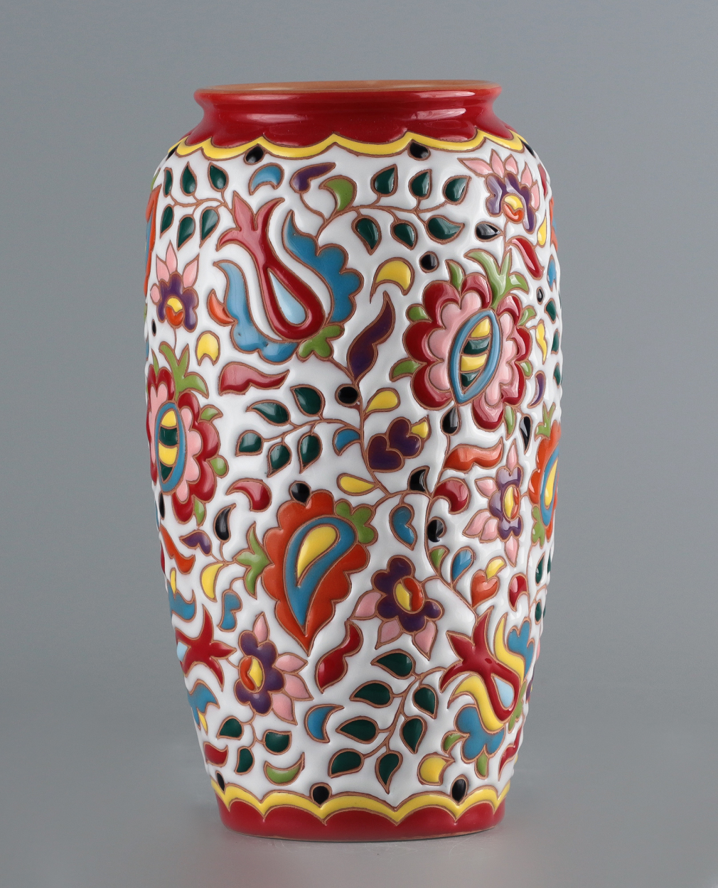 Ваза с растительный орнаментом - фото - 2