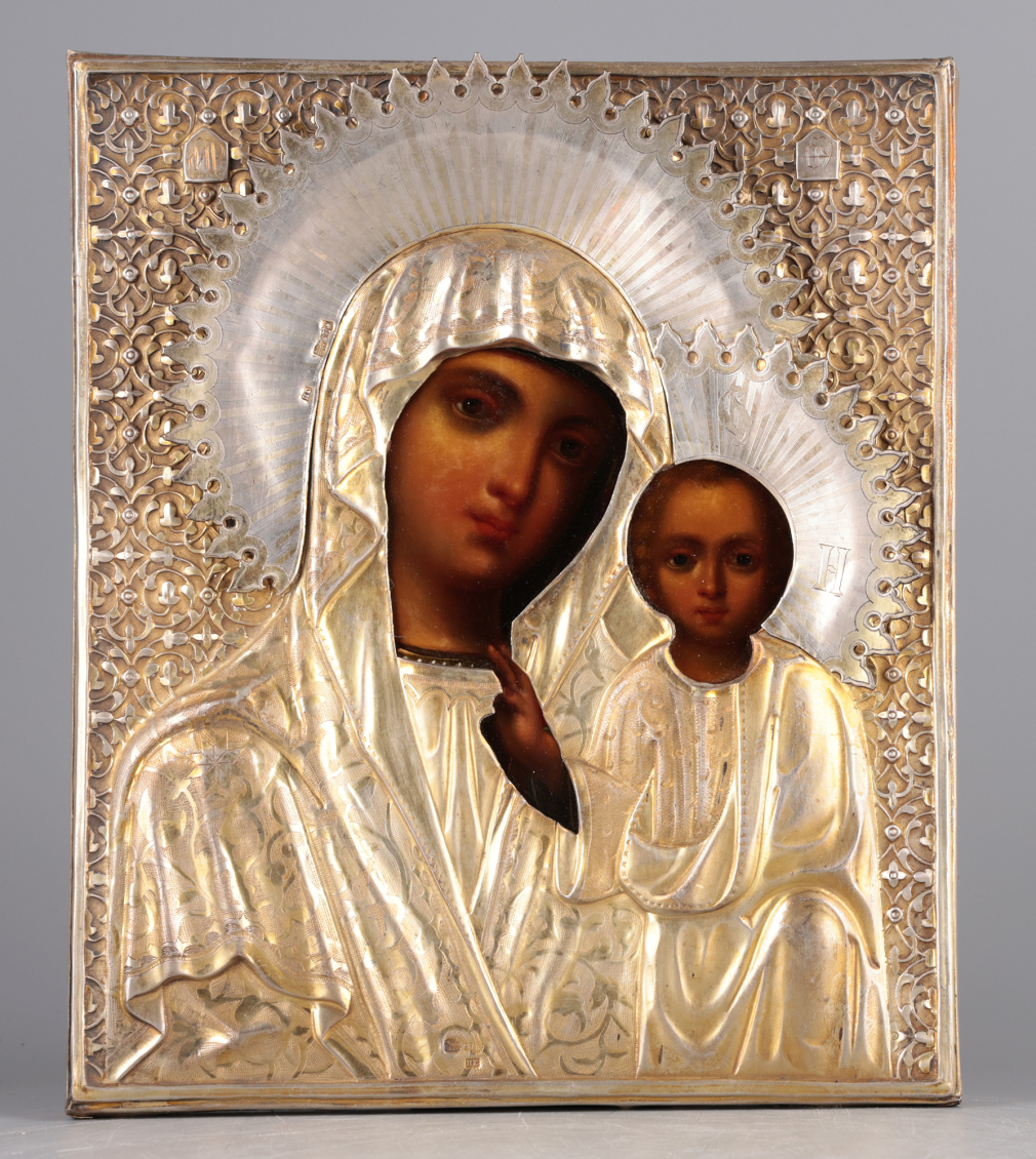 Икона Богородица Казанская в серебряном окладе 00192-25