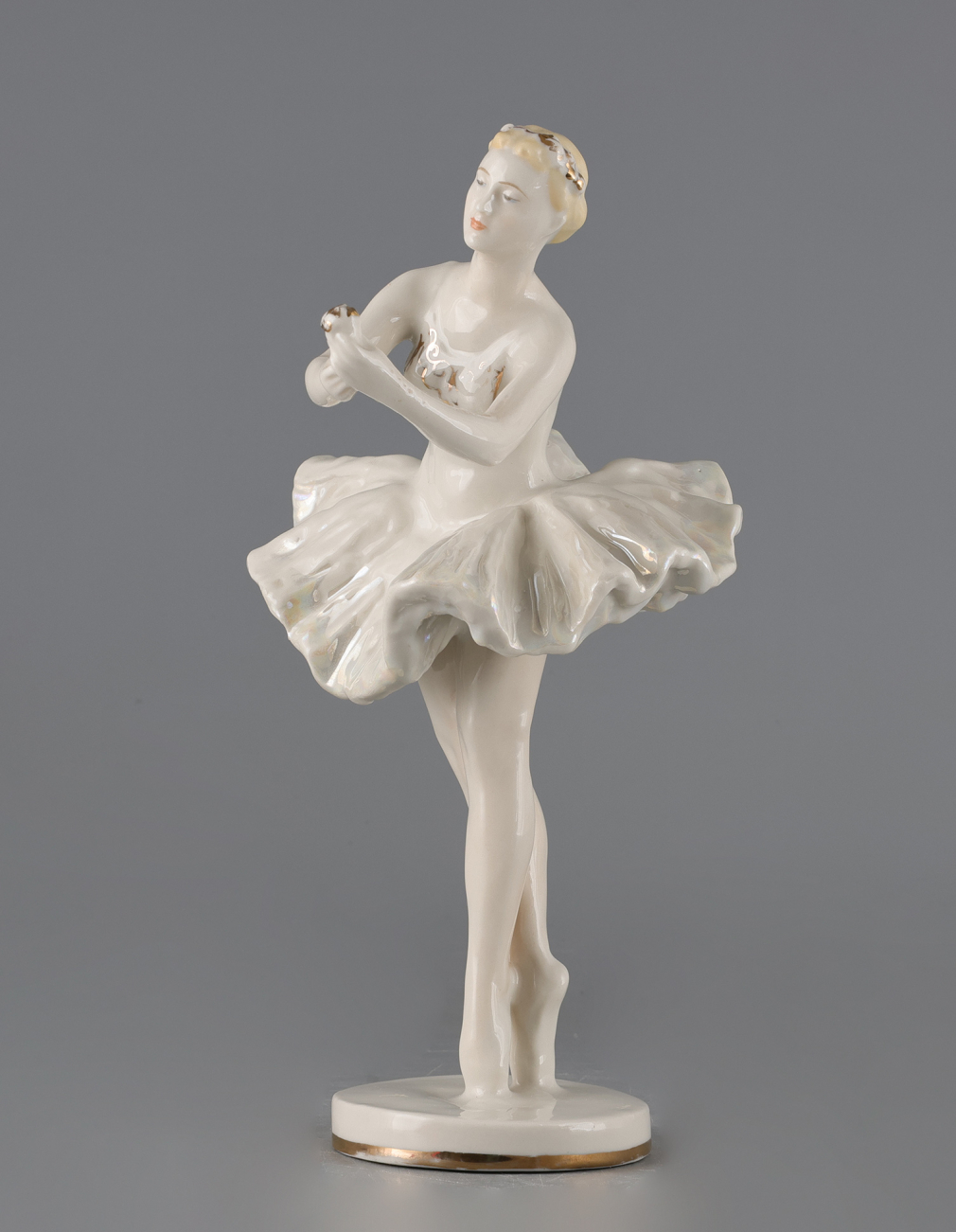 Скульптура Балерина с цветком - фото - 5
