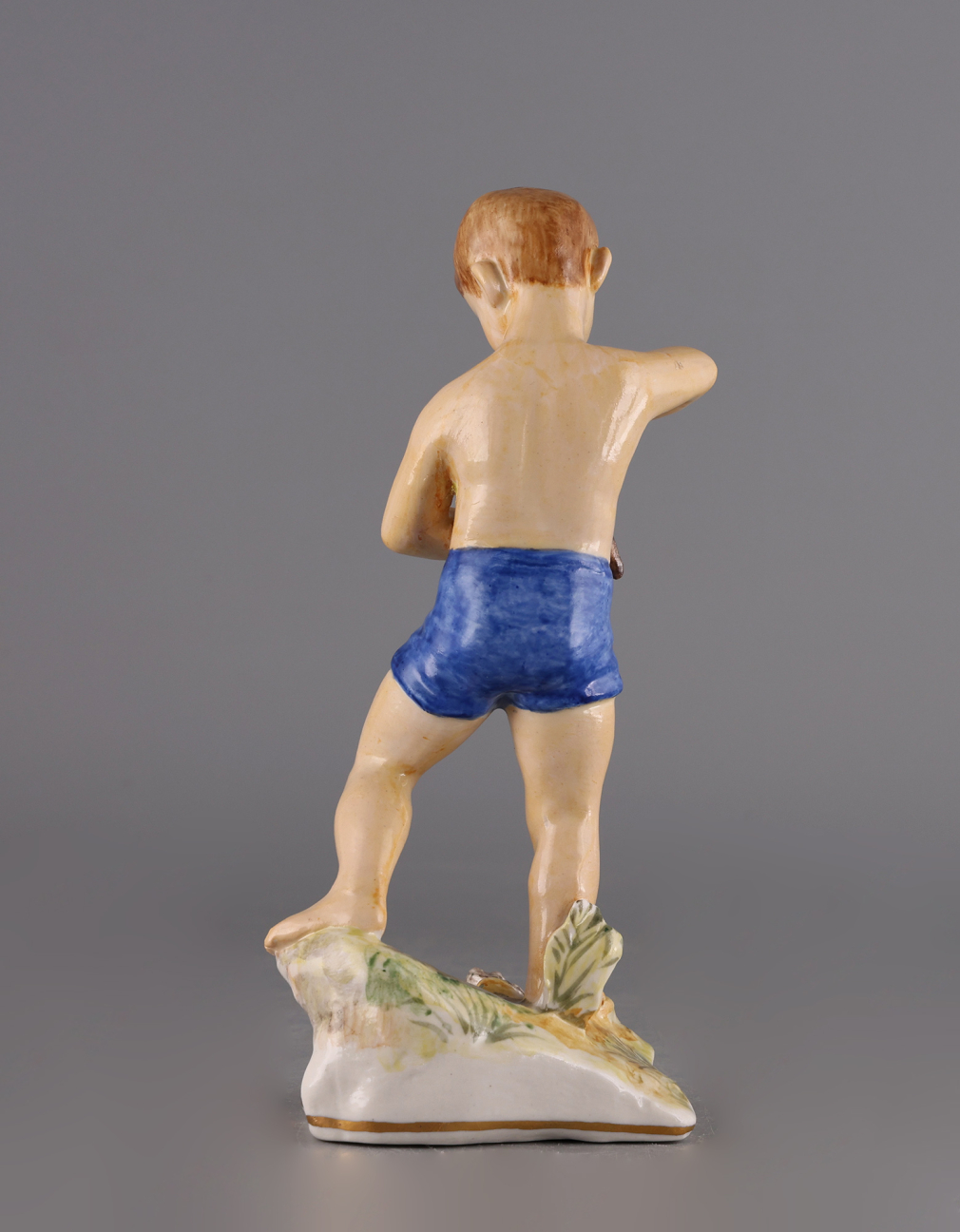 Скульптура Мальчик с рыбкой 30454-25