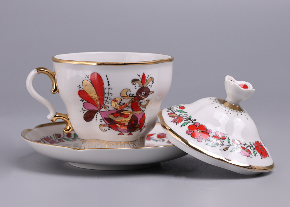 Чайная пара с крышкой форма Подарочная-2 рисунок Сувенир 009-26