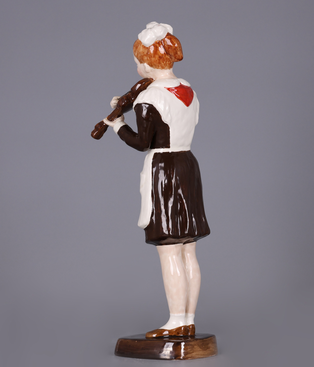 Скульптура Скрипачка/ Щукина Наталья 0011-26