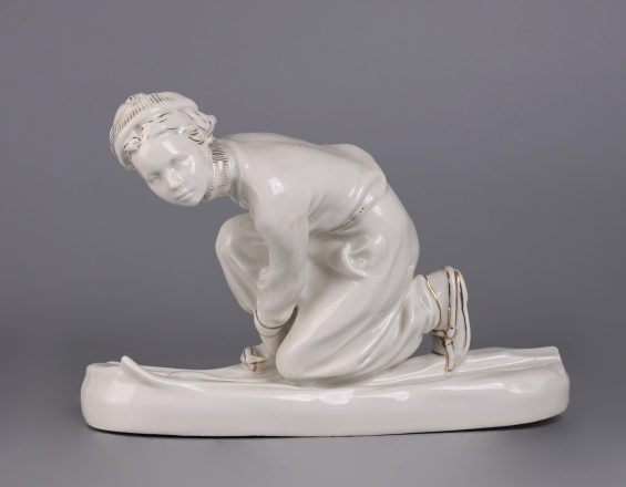 Скульптура Лыжница - фото - 3