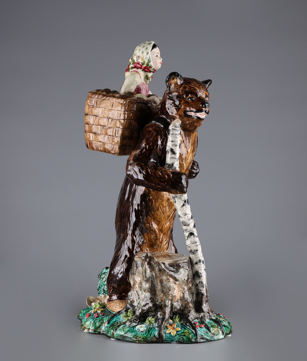 Скульптура Маша и медведь - фото - 4