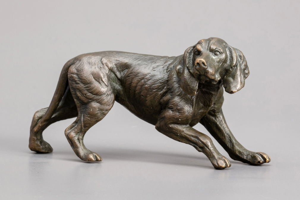 В Савелках установили скульптуру собаки Мухи