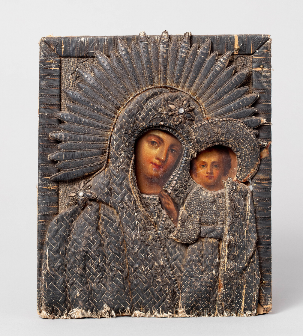 Казанская икона Божией Матери в шитом окладе 301-15